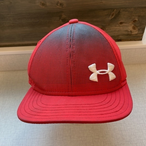 Under Armour Hat - Picture 2 of 10